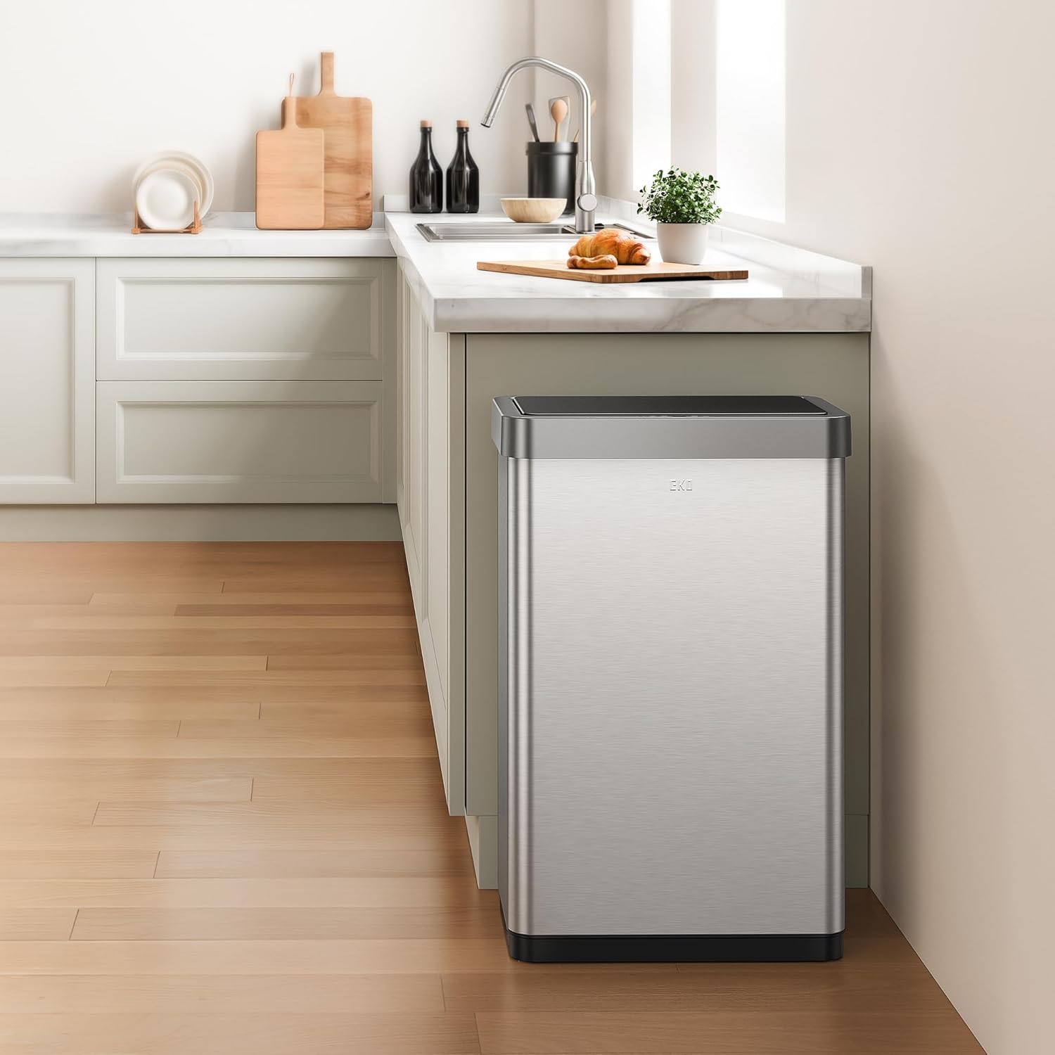 Motion Sensor Trash Can 80 Liter / 21.1 Gallons